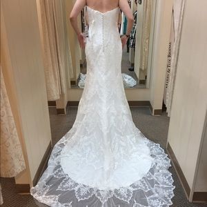 Maggie Sottero Wedding Gown